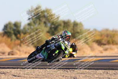 media/Dec-07-2024-CVMA (Sat) [[21c5f1ef85]]/Race 11-Amateur Supersport Open/